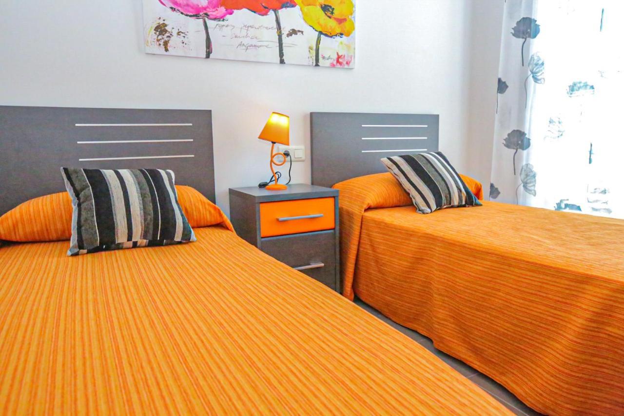 Litoral Costa Dorada - Las Palmeras Only Families Cambrils Exterior foto
