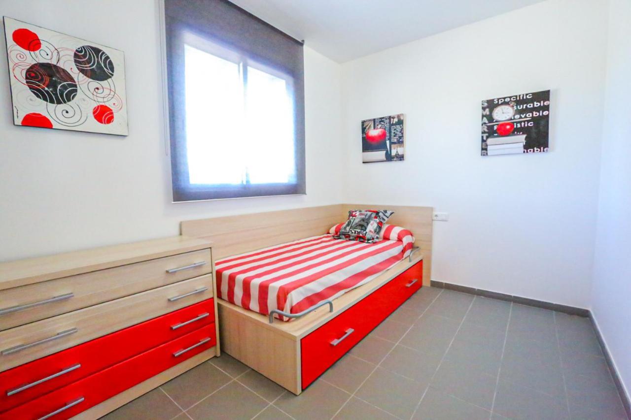 Litoral Costa Dorada - Las Palmeras Only Families Cambrils Exterior foto