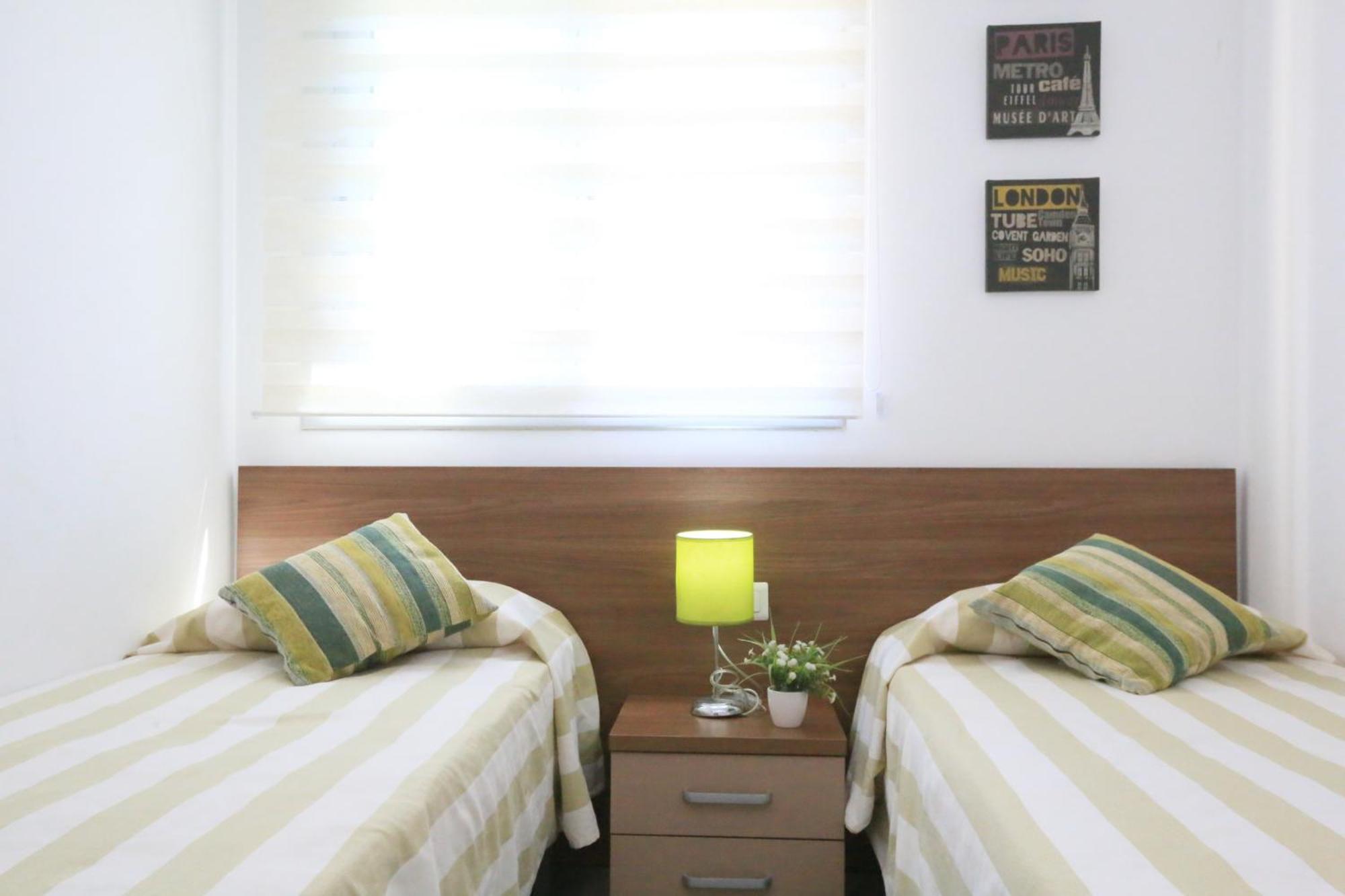Litoral Costa Dorada - Las Palmeras Only Families Cambrils Exterior foto