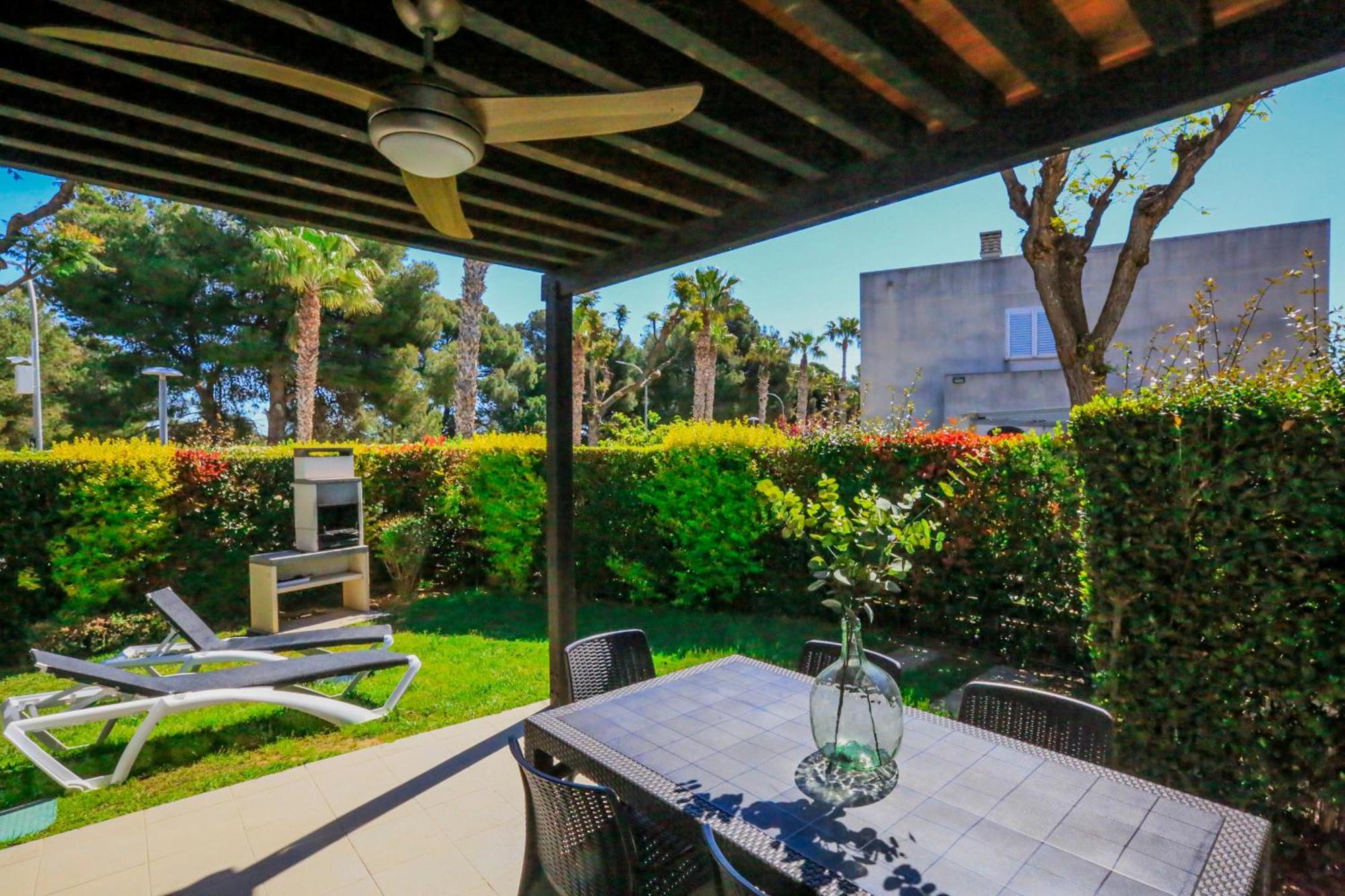 Litoral Costa Dorada - Las Palmeras Only Families Cambrils Exterior foto